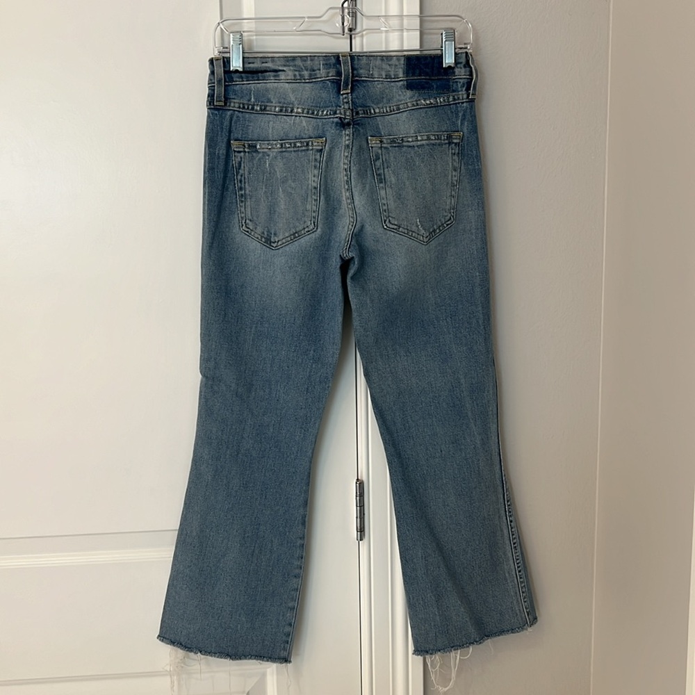 AMO Jeans - Picture 4 of 5